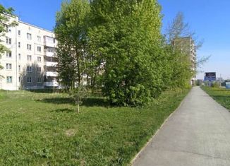 Продаю трехкомнатную квартиру, 63.7 м2, Ревда, улица Павла Зыкина, 36