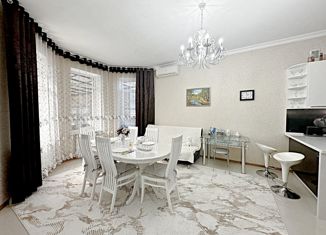 Продаю дом, 110 м2, Армавир, площадь Ленина