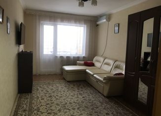2-ком. квартира на продажу, 52 м2, Калмыкия, улица Юрия Клыкова, 146
