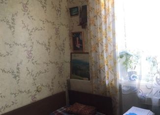 Продается 2-ком. квартира, 38.5 м2, Соликамск, Привокзальная улица, 18