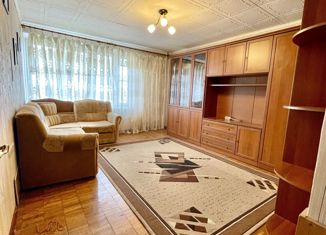 Продаю 3-ком. квартиру, 66 м2, Москва, Ясеневая улица, 17, Ясеневая улица