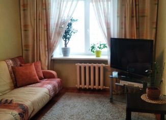Продаю 2-комнатную квартиру, 48 м2, Екатеринбург, Червонная улица, 19, Червонная улица