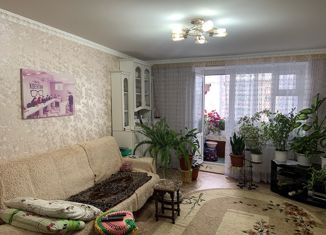 Продается 3-ком. квартира, 60 м2, Кукмор, Майский переулок, 1