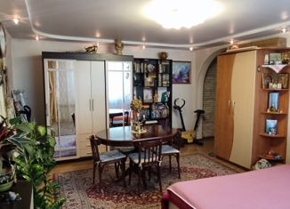 Продам 2-комнатную квартиру, 51.7 м2, Дальнегорск, Пионерская улица, 11