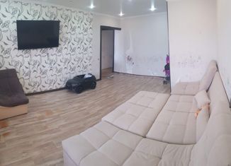 Продам 3-комнатную квартиру, 67 м2, Тюменская область, микрорайон 7А, 32А