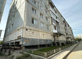 Трехкомнатная квартира на продажу, 62.3 м2, Якутск, улица Каландаришвили, 40/9, Октябрьский округ