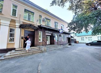 Продаю 2-комнатную квартиру, 35 м2, Грязи, улица Дубовая Роща, 1