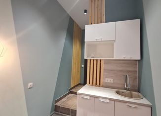 Продается пятикомнатная квартира, 108.1 м2, Санкт-Петербург, 15-я линия Васильевского острова, 72, муниципальный округ Васильевский