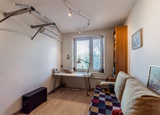 Продается 3-ком. квартира, 60 м2, Москва, Профсоюзная улица, 152к3, метро Тёплый Стан