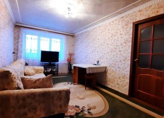 Трехкомнатная квартира на продажу, 61 м2, Оренбургская область, Советская улица, 114