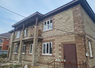 Продаю таунхаус, 130 м2, деревня Ушаково, Рябиновая улица