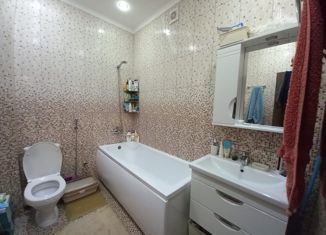 Продается 1-комнатная квартира, 40 м2, Абинск, Комсомольский проспект, 151