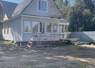 Продаю дом, 90 м2, село Жаворонки, улица Красный Воин, 2А