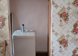 Продажа 2-ком. квартиры, 42.7 м2, посёлок городского типа Пограничный, улица Орлова, 16Б