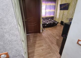 Продам 1-комнатную квартиру, 30.7 м2, поселок городского типа Мирный, улица Строителей, 13