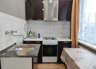 Двухкомнатная квартира на продажу, 45 м2, Санкт-Петербург, Белградская улица, 34к1, метро Проспект Славы