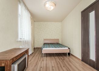 Двухкомнатная квартира на продажу, 42.4 м2, Свердловская область, улица Народного Фронта, 66