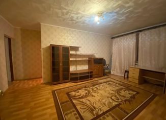 3-комнатная квартира на продажу, 54.3 м2, деревня Сяськелево, Центральная улица, 3