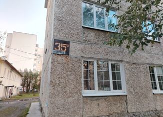 Продам 1-комнатную квартиру, 31.7 м2, Среднеуральск, Советская улица, 35Б