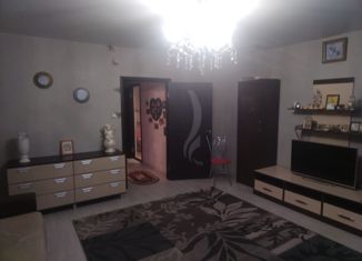 Продам дом, 210 м2, посёлок городского типа Пойковский, улица Автомобилистов