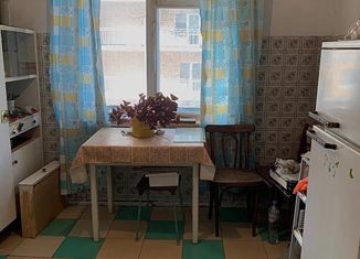 Продам 2-комнатную квартиру, 51.5 м2, Челябинск, Комсомольский проспект, 105