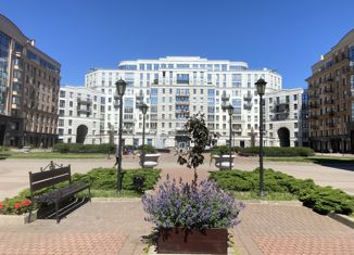 Продажа 3-ком. квартиры, 132.7 м2, Санкт-Петербург, Парадная улица, 3к2, Парадная улица