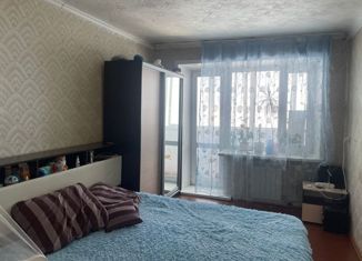 Продается четырехкомнатная квартира, 66.2 м2, Таштагол, улица Мира, 31