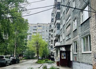 Продается трехкомнатная квартира, 60.1 м2, Барнаул, улица Солнечная Поляна, 21