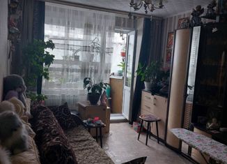 Продам 2-ком. квартиру, 44 м2, Тутаев, Комсомольская улица, 60