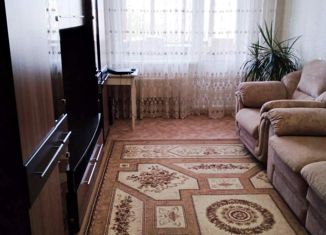 Продам 2-ком. квартиру, 46 м2, Екатеринбург, Варшавская улица, 28, Варшавская улица