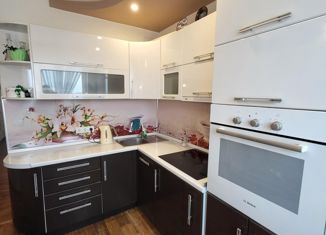 Продам двухкомнатную квартиру, 55 м2, Арсеньев, улица Островского, 7