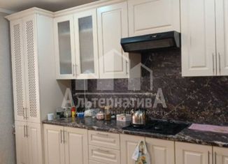 Продается 2-комнатная квартира, 55 м2, Ставропольский край, Садовая улица, 29к2