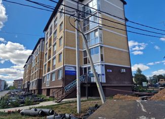 Продам 3-ком. квартиру, 82.7 м2, Агрыз, Октябрьская улица, 7