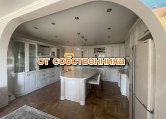 Продам 4-комнатную квартиру, 170 м2, Ростов-на-Дону, улица Каяни, 9В, Пролетарский район