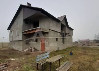 Продаю дом, 260 м2, село Ульяновка