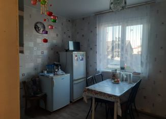 Продаю 3-комнатную квартиру, 58 м2, Новосибирская область, Майдановская улица, 15Б