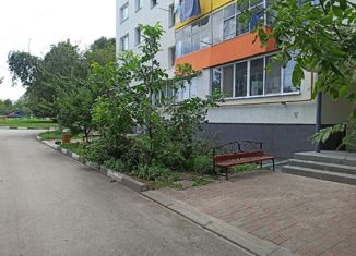 Продается двухкомнатная квартира, 44 м2, поселок городского типа Разумное, проспект Ленина, 5