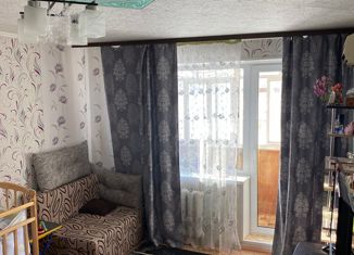 Продаю однокомнатную квартиру, 34 м2, посёлок городского типа Лучегорск, 4-й микрорайон, 28