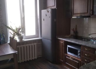 Двухкомнатная квартира на продажу, 60 м2, Зеленогорск, улица Калинина, 7Б