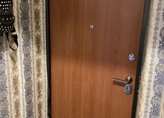 Продается двухкомнатная квартира, 42.9 м2, Катайск, улица Акулова, 10