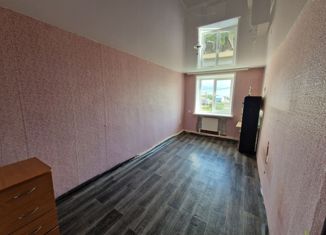 Продам 3-комнатную квартиру, 64.2 м2, Агрыз, Заводская улица, 37А