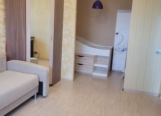 Продажа 1-ком. квартиры, 36 м2, Соликамск, улица Парижской Коммуны, 25