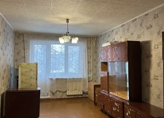 Продаю 2-ком. квартиру, 45 м2, Красноярск, Тобольская улица, 33А, Ленинский район