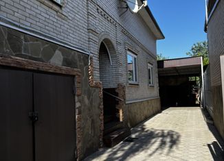 Дом на продажу, 200 м2, Кропоткин, 10-й Целинный проезд, 8