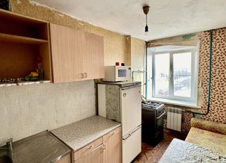 Продаю однокомнатную квартиру, 30 м2, Челябинск, улица Чайкиной, 17, Ленинский район