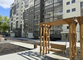 Продается 3-комнатная квартира, 50.7 м2, Челябинск, улица Дмитрия Неаполитанова, 48, Советский район