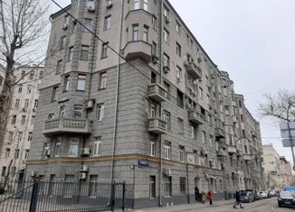 Продаю однокомнатную квартиру, 21.3 м2, Москва, Большой Казённый переулок, 5А, Большой Казённый переулок