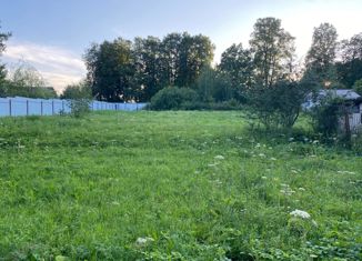 Продам участок, 15 сот., деревня Бутовка, Центральная улица