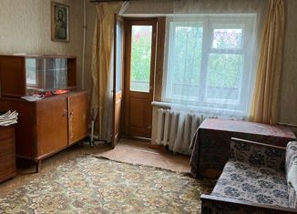 Продается однокомнатная квартира, 32 м2, Камышин, улица Леонова, 23