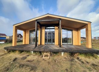 Продаю дом, 140 м2, село Новолуговое